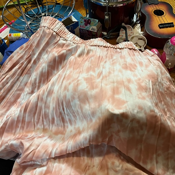 2 beautiful flowy skirts plus size - Picture 2 of 2